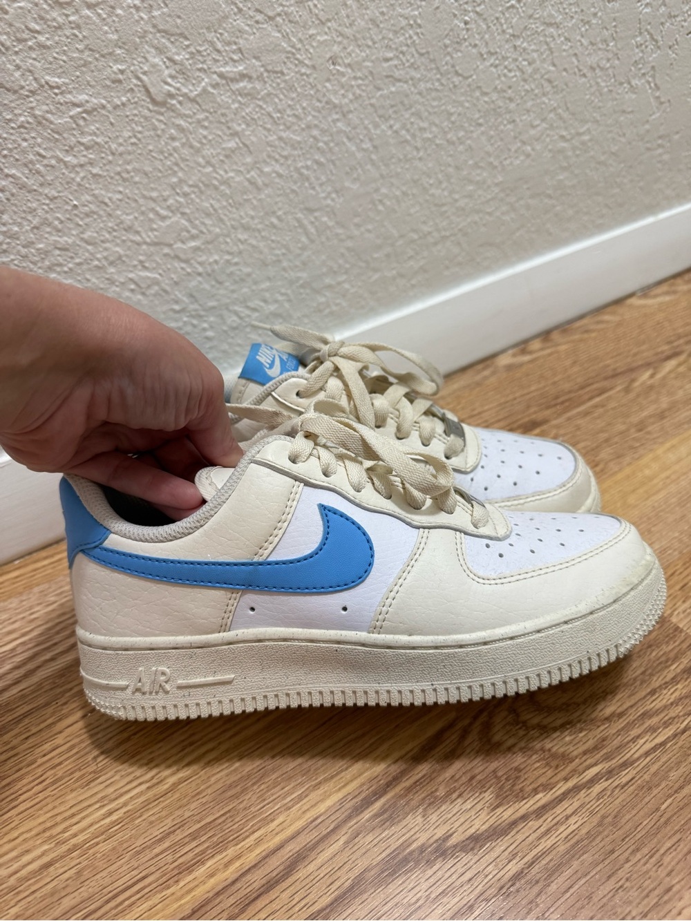 Nike Women’s Air Force 1 Low - Cream with Blue Swoosh